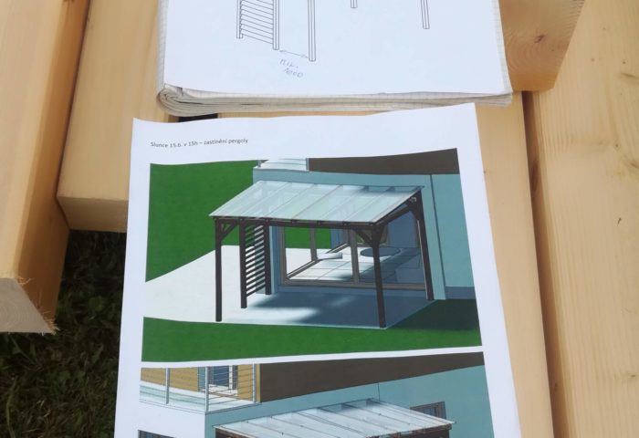 Volně stojící pergola
