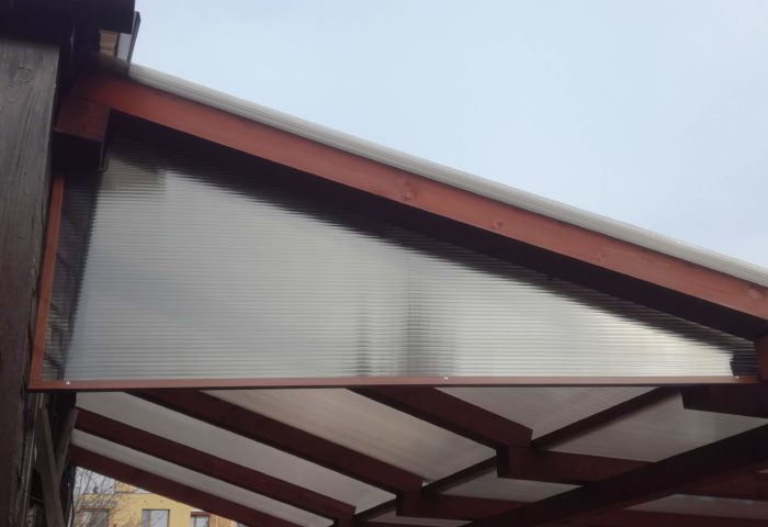 Vylepšení pergoly pokryté polykarbonátem, Místek