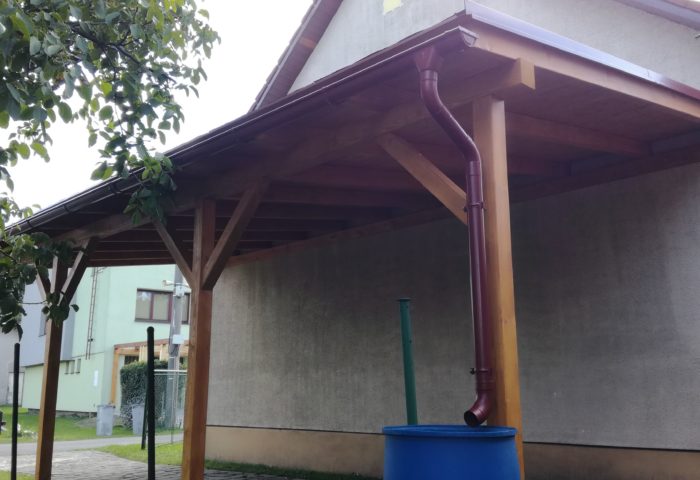 Stání na auta, Dobrá